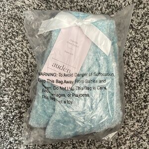 Auden Blue crew socks